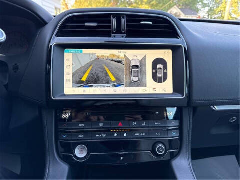 2017 Jaguar F-PACE S First Edition