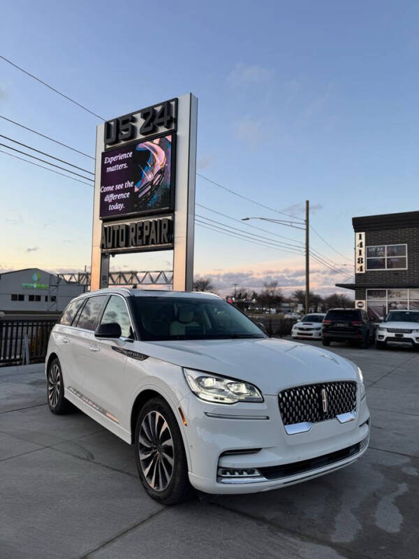 2023 Lincoln Aviator for sale at US 24 Auto Group in Redford MI