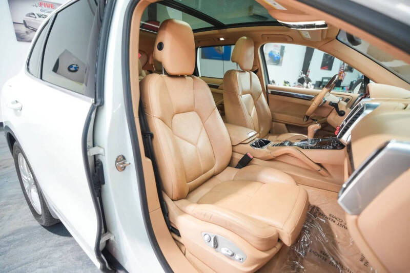 2014 Porsche Cayenne S Hybrid