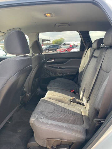 2019 Hyundai Santa Fe SE 2.4L