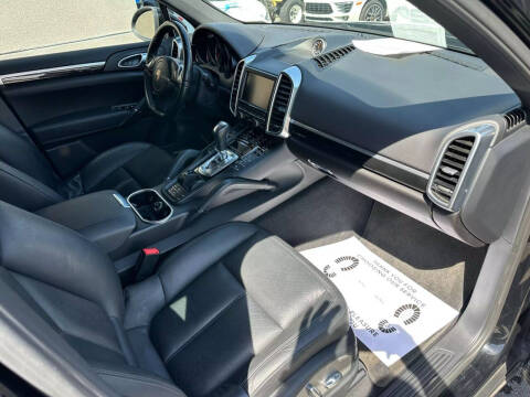 2012 Porsche Cayenne Tiptronic