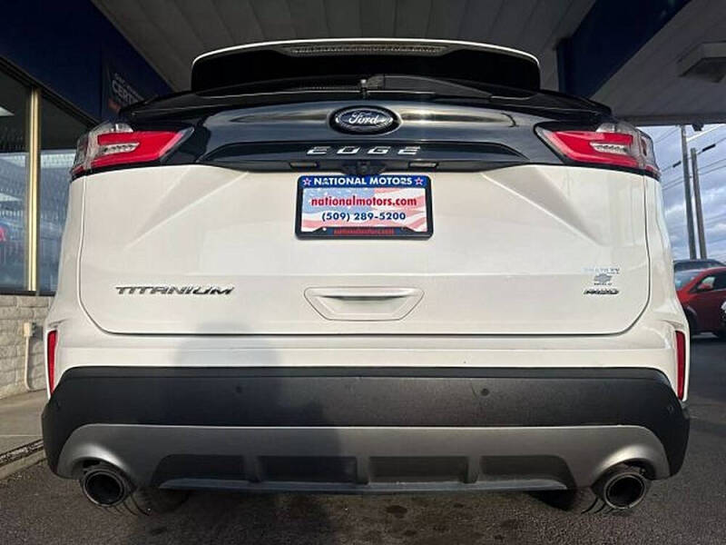 2021 Ford Edge Titanium