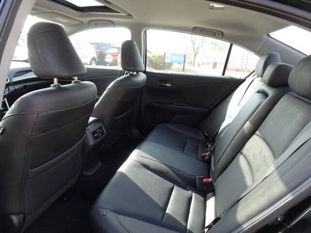 2017 Honda Accord EX-L V6 w/Navi w/Honda Sensing