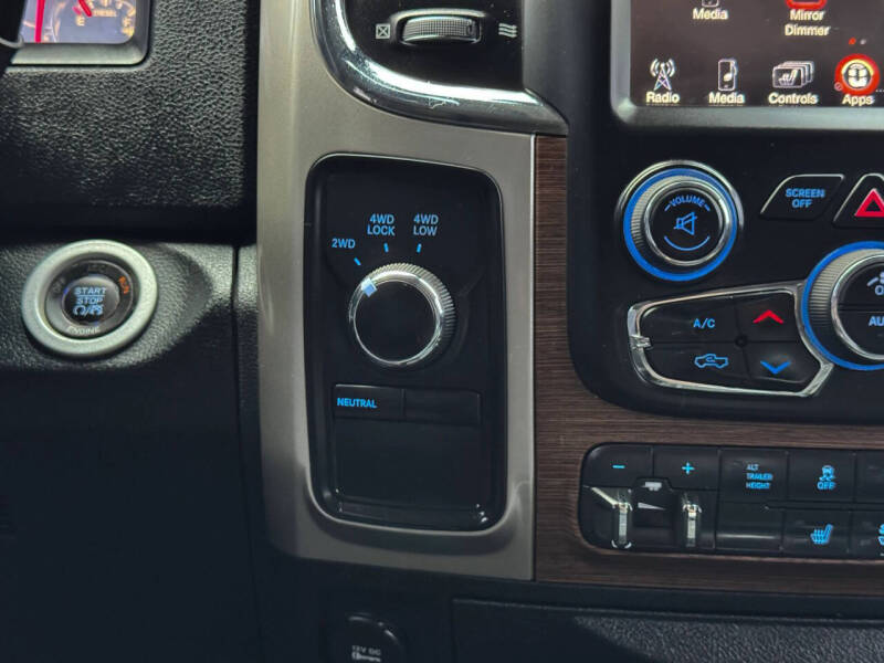 2016 RAM 2500 Laramie