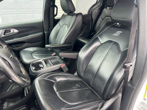 2019 Chrysler Pacifica Touring L