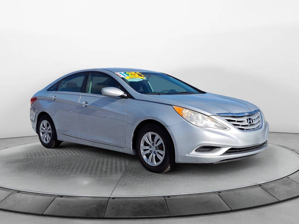 2012 Hyundai SONATA for sale at Tennessee Motors in Elizabethton, TN