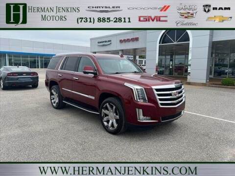 2017 Cadillac Escalade for sale at CAR MART in Union City TN
