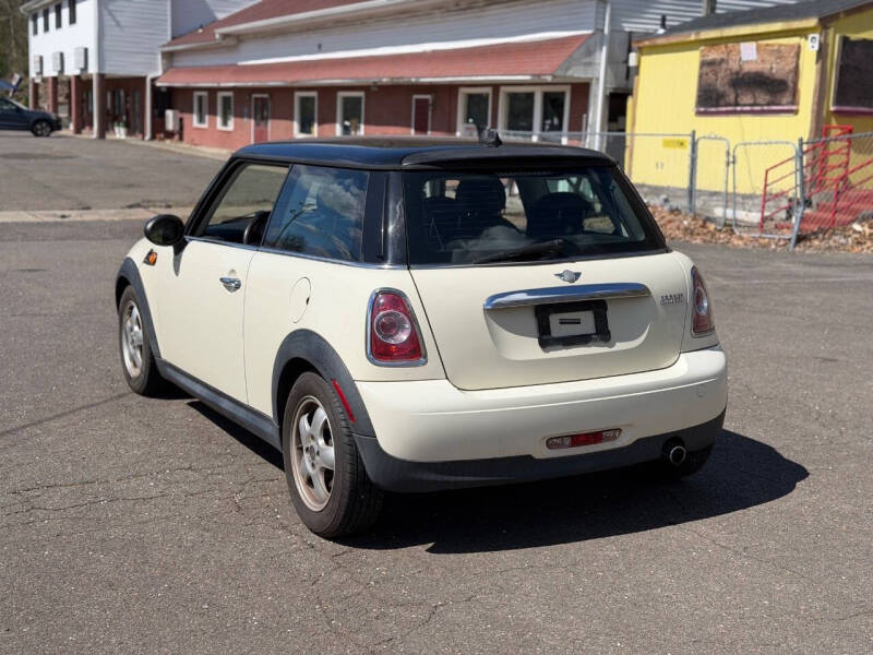 2011 MINI Cooper