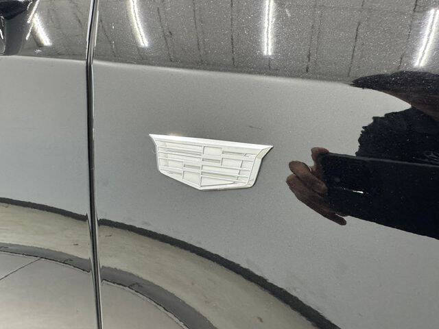 2022 Cadillac XT4 Premium Luxury