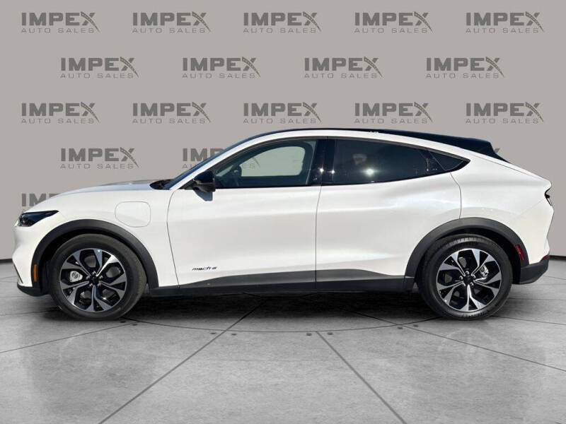 2025 Ford Mustang Mach-E Select