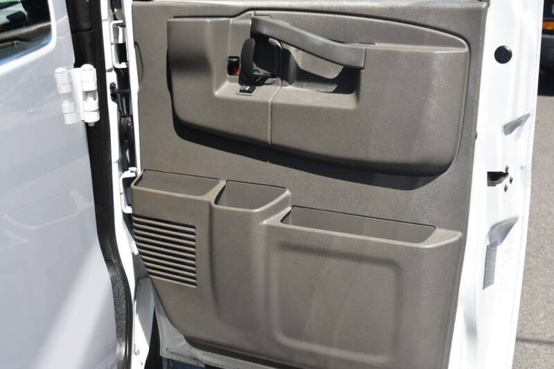 2018 Chevrolet Express 2500