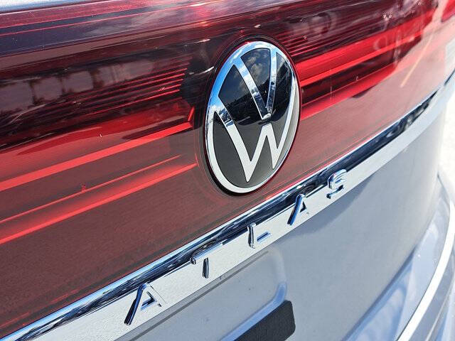 2026 Volkswagen Atlas Cross Sport SE