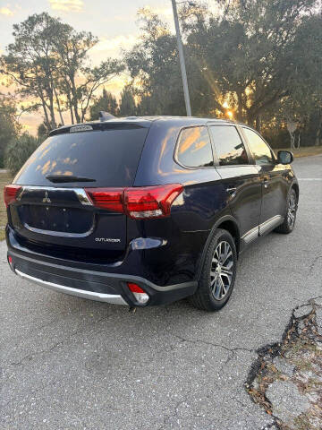 2018 Mitsubishi Outlander ES