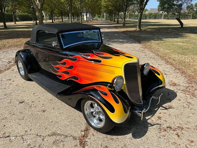 1934 Ford Cabriolet
