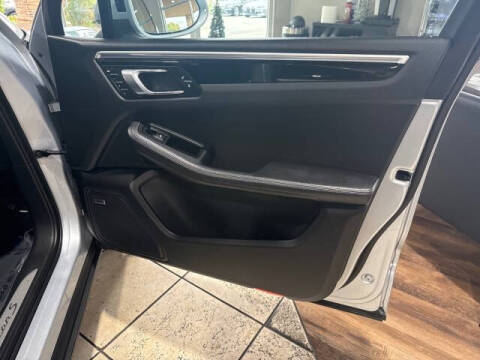 2018 Porsche Macan S