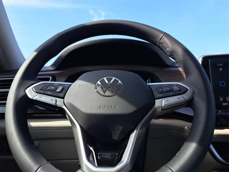 2026 Volkswagen Atlas SEL Premium R-Line 4Motion