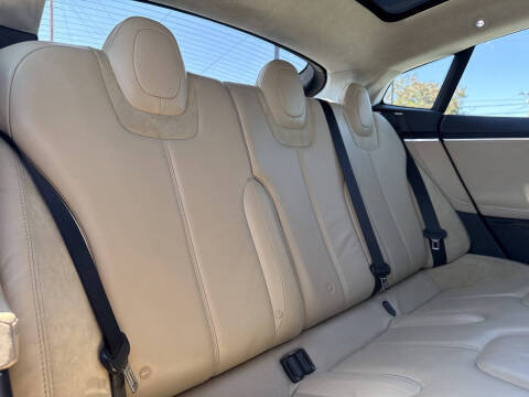 2012 Tesla Model S Performance