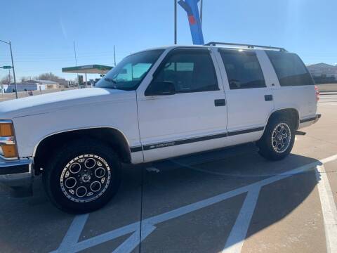 1998 Chevrolet Tahoe for sale at VanHoozer Auto Sales in Lawton OK
