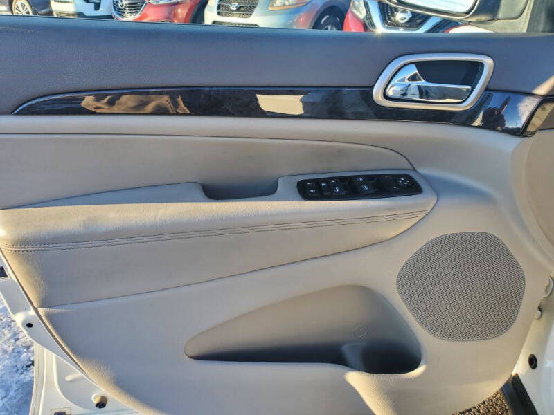 2011 Jeep Grand Cherokee Laredo