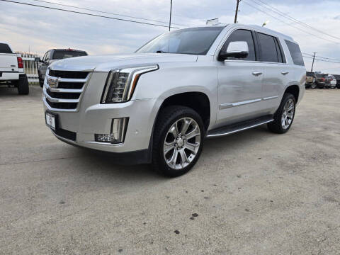 2017 Cadillac Escalade Standard