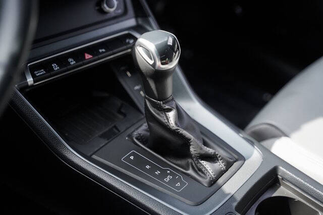 2024 Audi Q3 quattro S line Prem Plus 45 TFSI