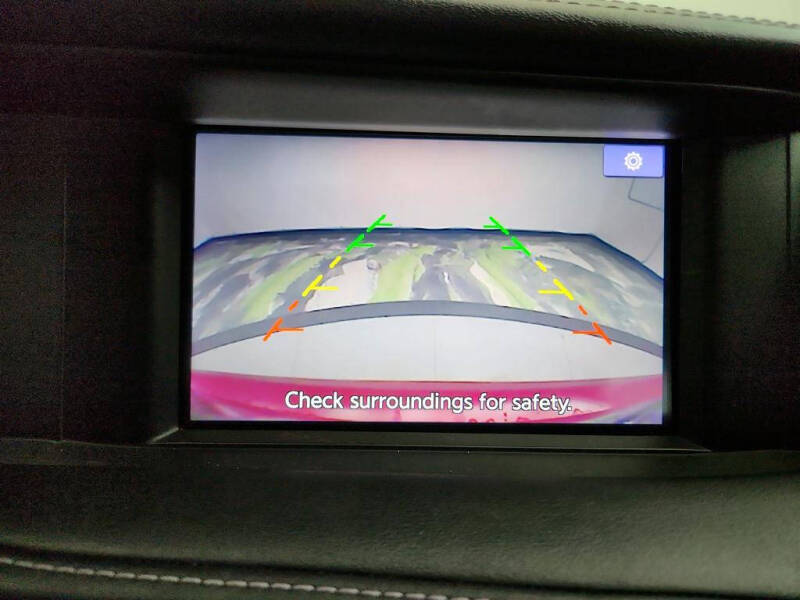 2018 Infiniti QX30 Luxury