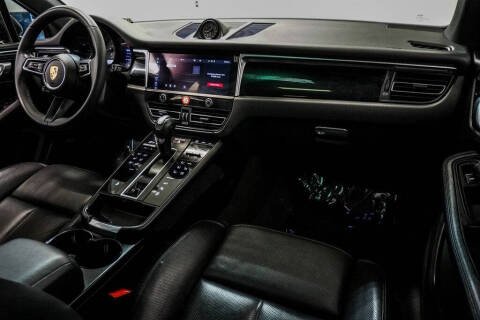 2022 Porsche Macan