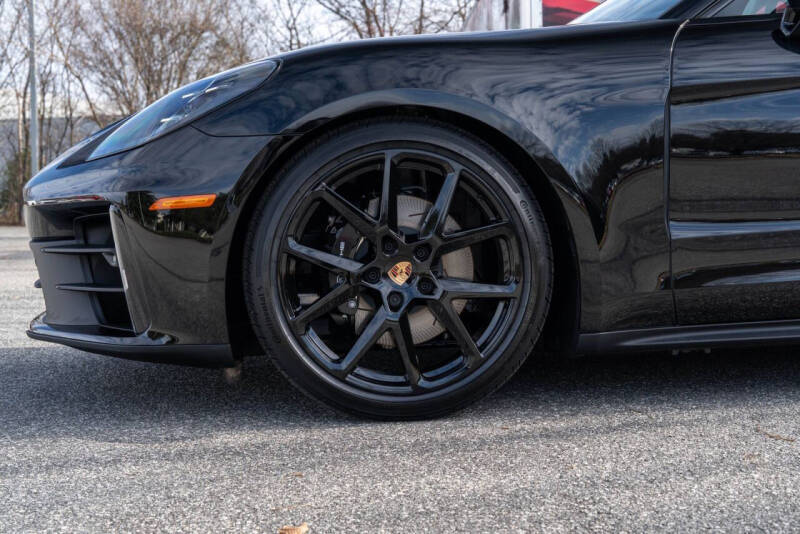 2026 Porsche Panamera 4