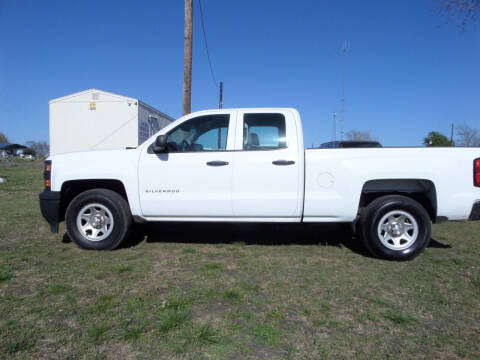 2015 Chevrolet Silverado 1500 for sale at AUTO FLEET REMARKETING, INC. in Van Alstyne TX