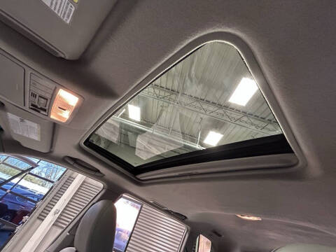 2011 Toyota Highlander SE