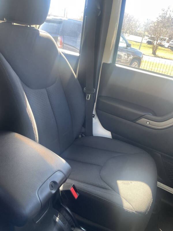 2017 Jeep Wrangler Unlimited Sport RHD