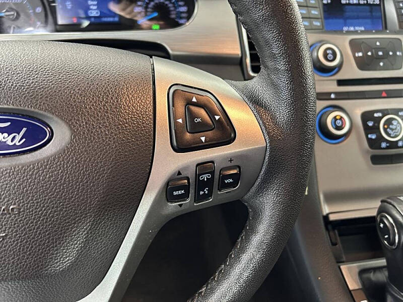 2019 Ford Taurus SEL