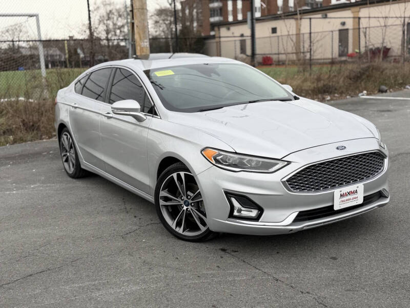 2019 Ford Fusion Titanium's photo