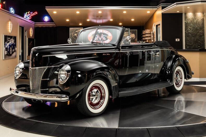 1940 Ford Deluxe