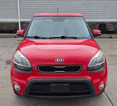 2013 Kia Soul +
