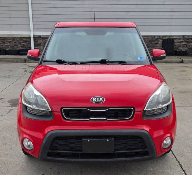 2013 Kia Soul +