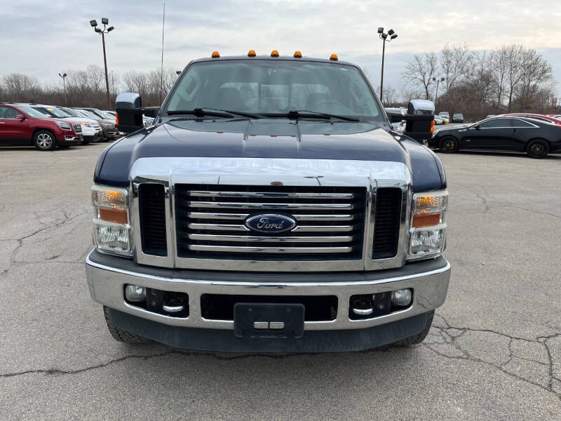 2010 Ford F-250 Super Duty XLT photo 3