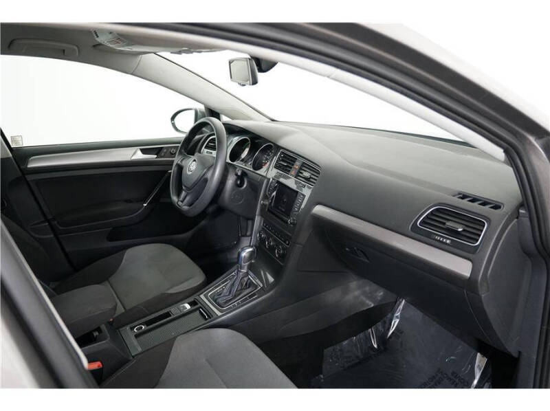 2015 Volkswagen e-Golf Limited Edition