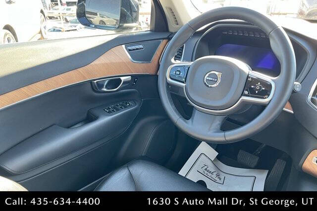 2023 Volvo XC90 B5 Plus Bright Theme