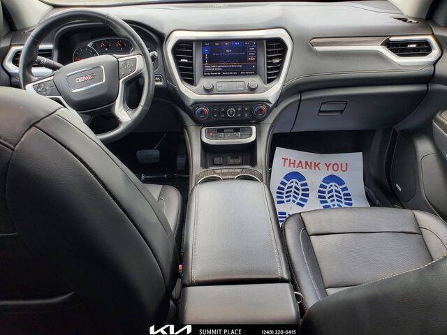2020 GMC Acadia SLT