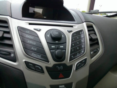 2011 Ford Fiesta SE