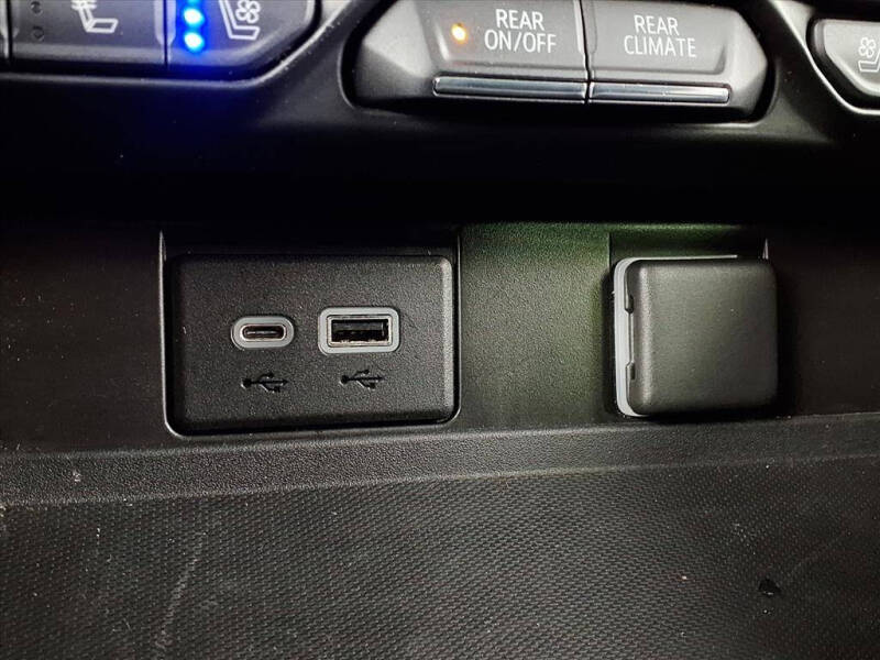 2021 GMC Yukon XL AT4