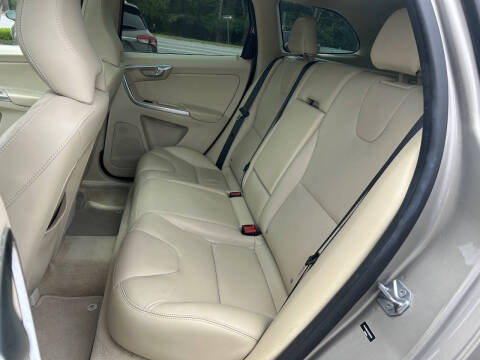 2015 Volvo XC60 T5 Drive-E Premier