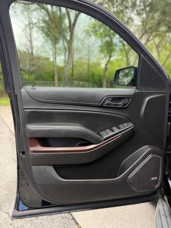 2017 GMC Yukon SLE