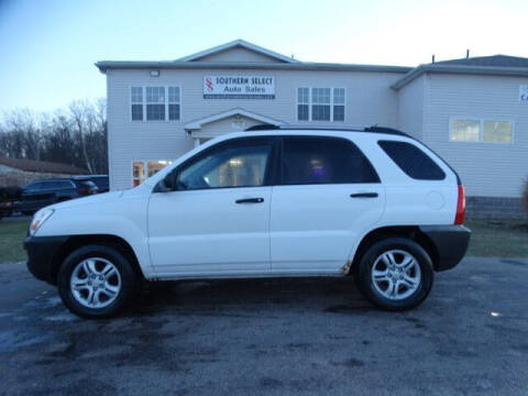2006 Kia Sportage for sale at SOUTHERN SELECT AUTO SALES in Medina OH