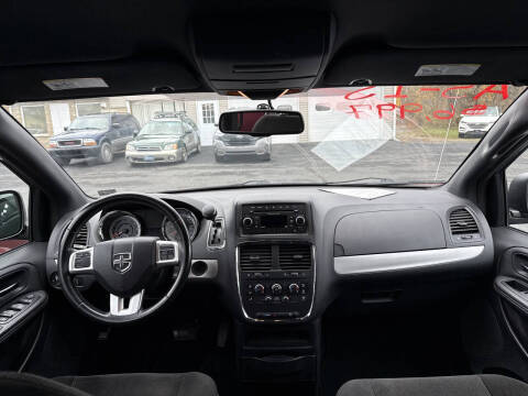 2015 Dodge Grand Caravan SE