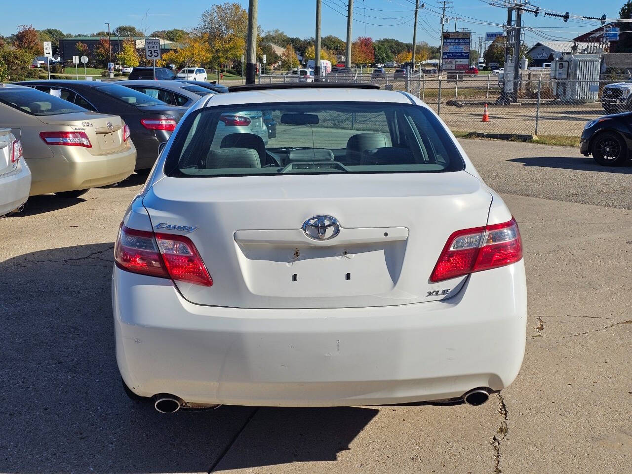 2007 Toyota Camry for sale at Quantum Auto Co in Plainfield, IL