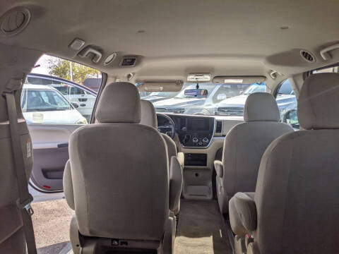 2017 Toyota Sienna L 7-Passenger