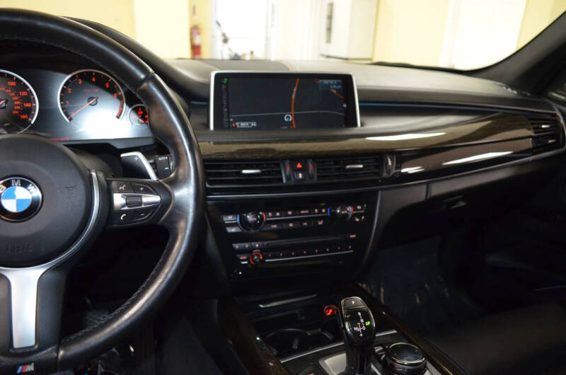 2015 BMW X5 xDrive50i