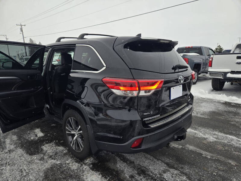 2019 Toyota Highlander LE Plus